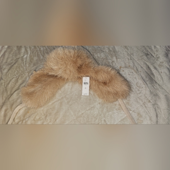 Anthropologie furry hat - Picture 1 of 1